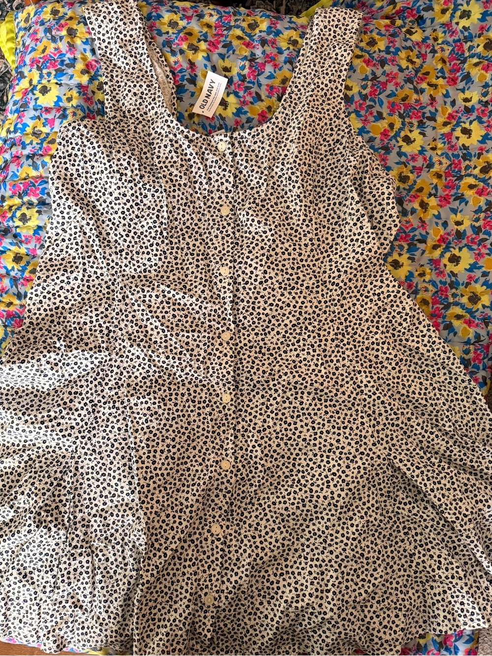 Old Navy Fit & Flare Crepe Button Front cream mini dress with black flower Print